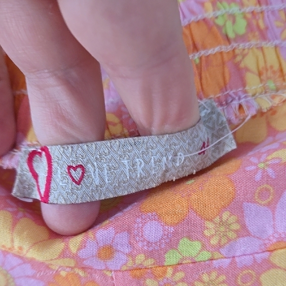 NWT, Floral Pink and Yellow Pants SIZE L. - Picture 3 of 5